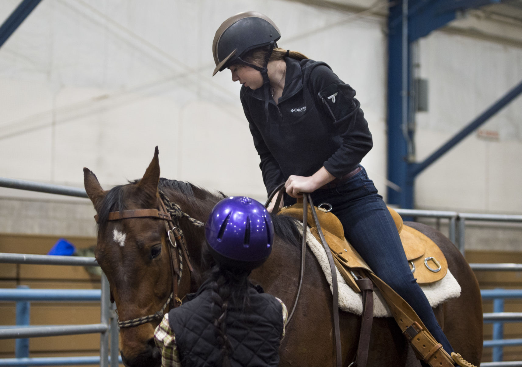Penn State Horse Training Class, Kaitlyn Murphy gets on Horse